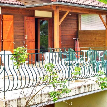 Chalet Charmant A Saint-Gerons Avec Piscine Partagee Exterior foto